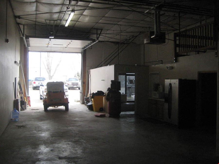 2,366 SF Office/Warehouse condo
