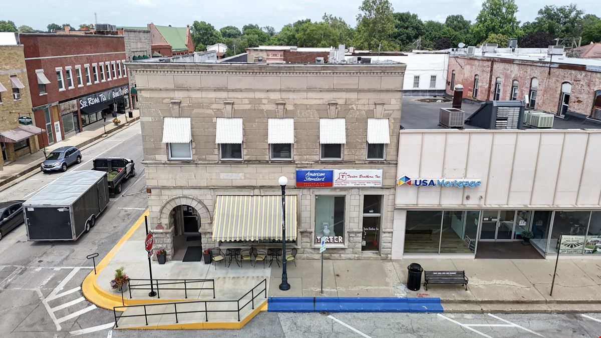 600 Broadway St
