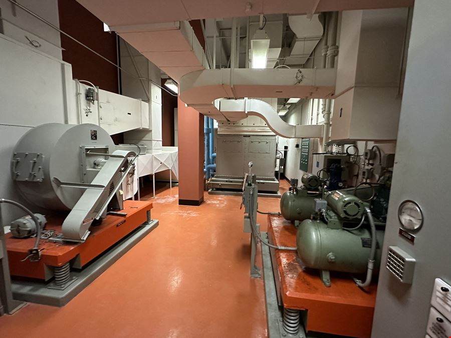 Lyons Underground Data Center 1650 HWY 51, Lyons, NE