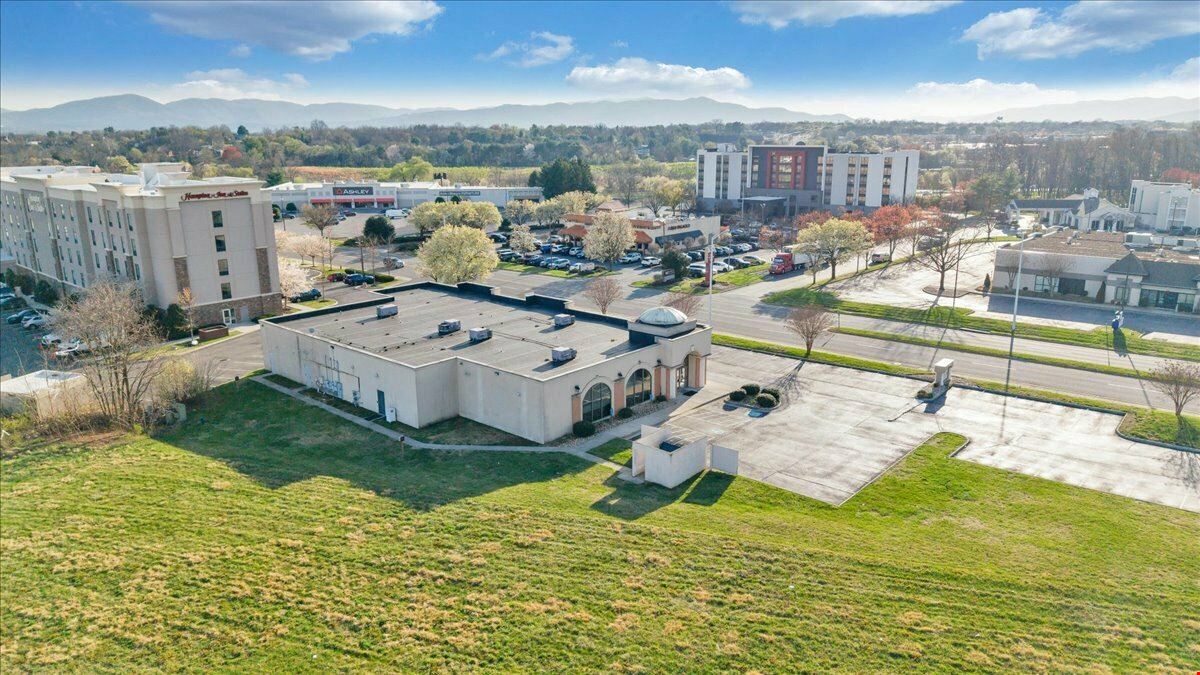 Valley View Mall Investment Opportunity