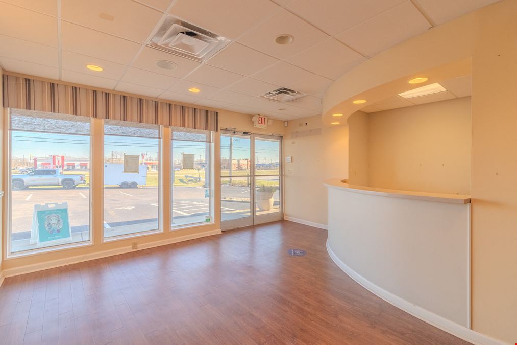Office/Retail Endcap