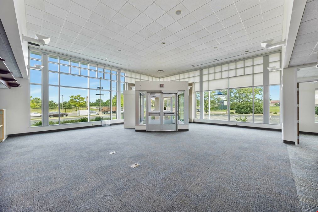 High Visability Retail - 2001 Shepard Rd