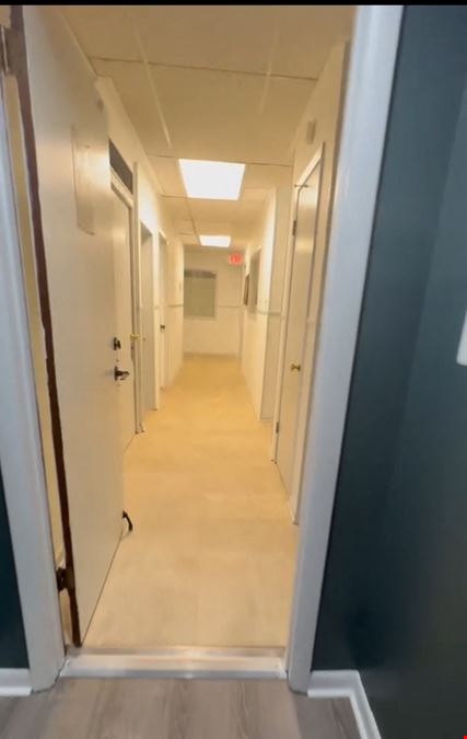 101 E Main St