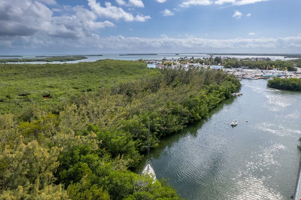 Manatee Bay 24 Acres Valuable Waterfront Vacant Land Florida Keys