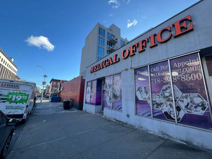 2,150 SF | 488 Lafayette Avenue | Built-Out Office with High Ceilings for Lease