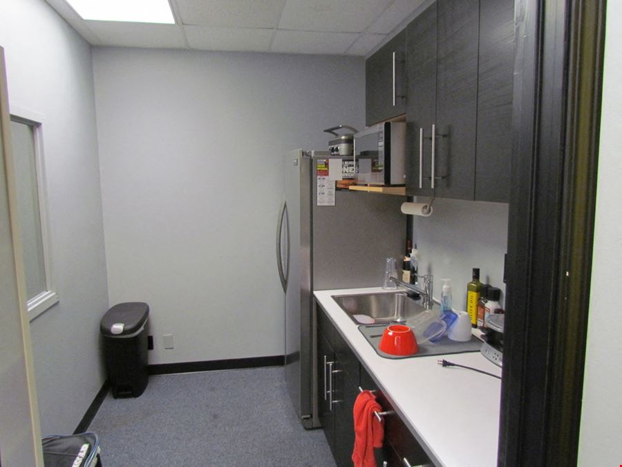 440-460 Sovereign Court