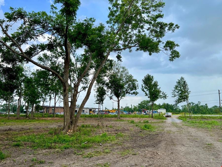 2010 Coteau Rd - Commercial/Industrial Tract near Hwy 182