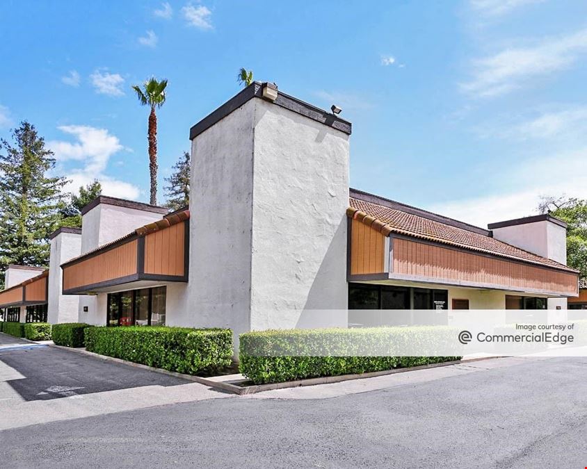 Gateway Plaza