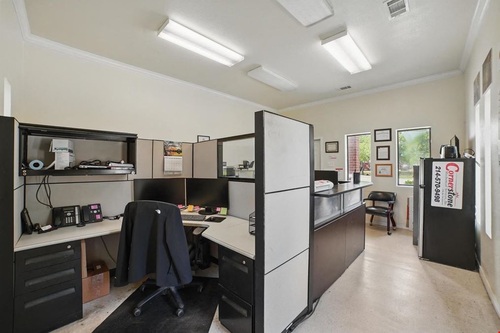 Office/Warehouse for Sale in Seagoville