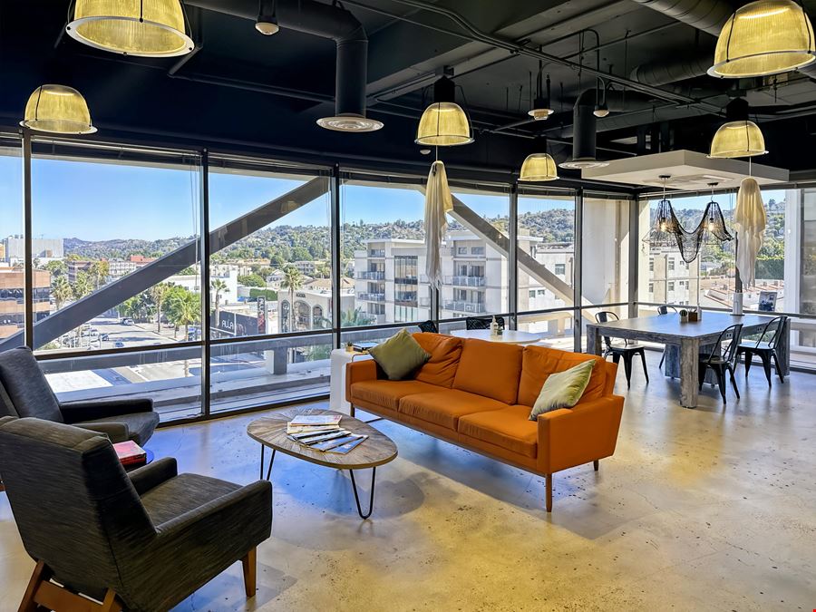 Regus - Sherman Oaks - Galleria