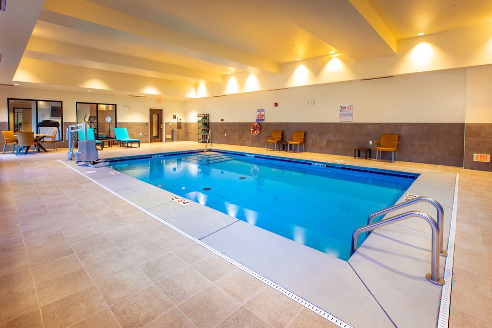 Comfort Suites