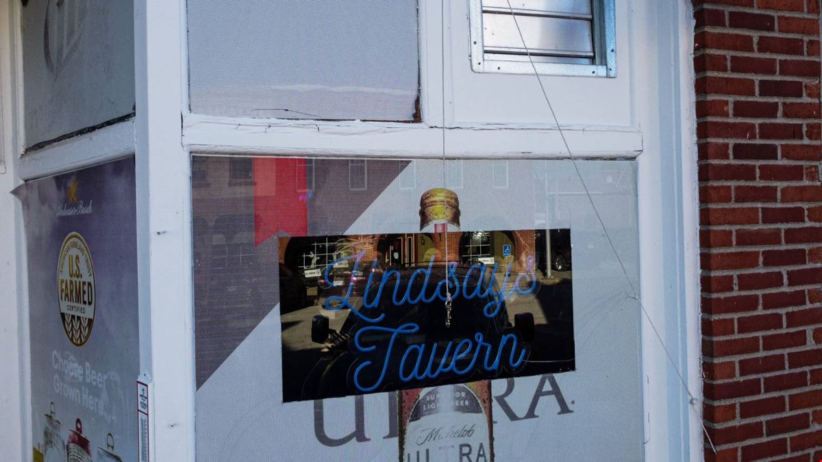 111 W Adams Street