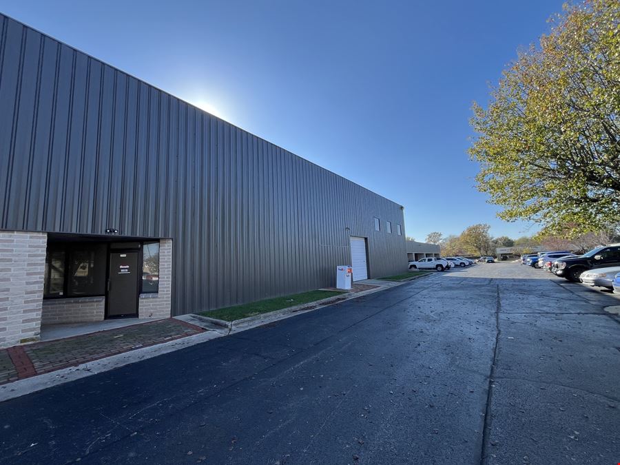 2,060 SF FLEX FOR SUBLEASE