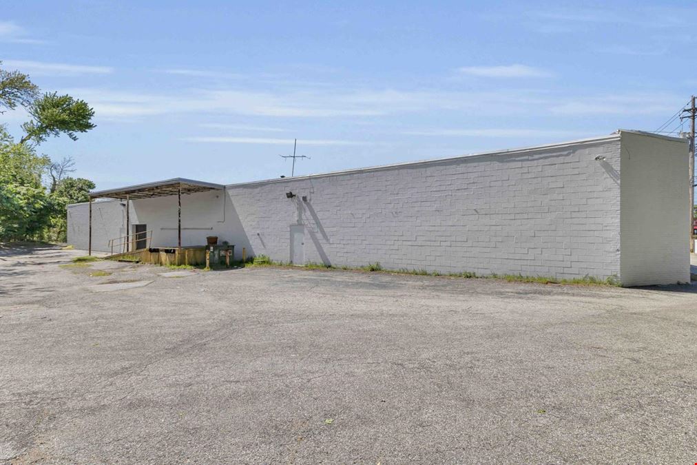 AUCTION: Freestanding Retail Building | Mentor Ohio