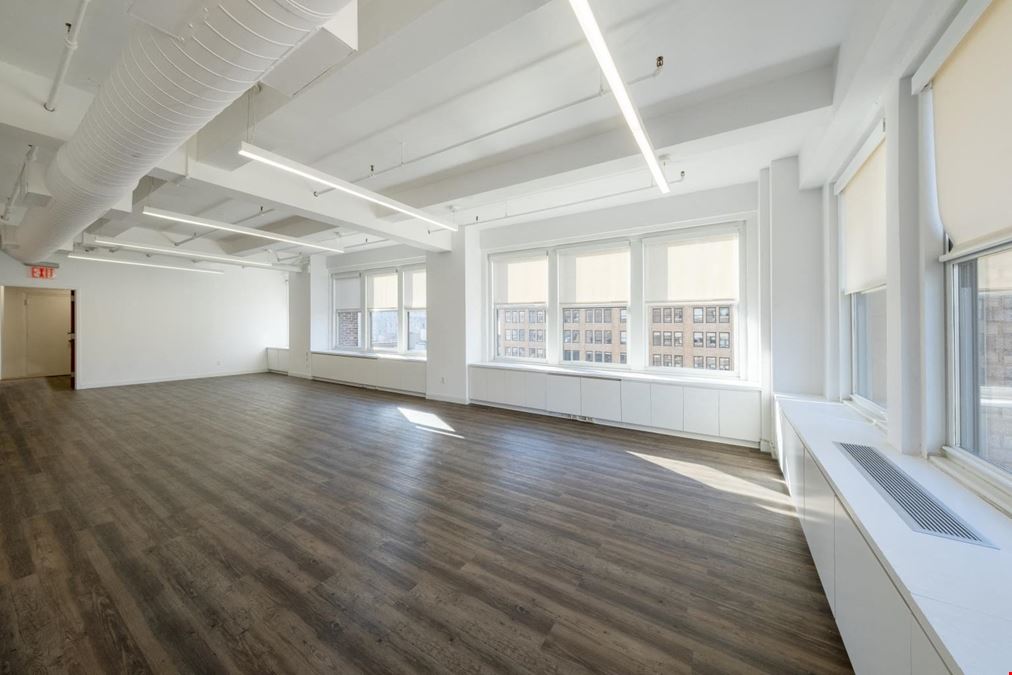 261 Fifth Avenue