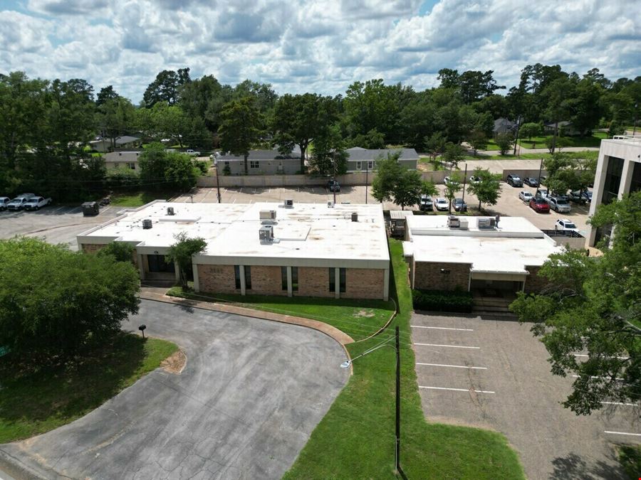 3025 & 3027 S SE Loop 323