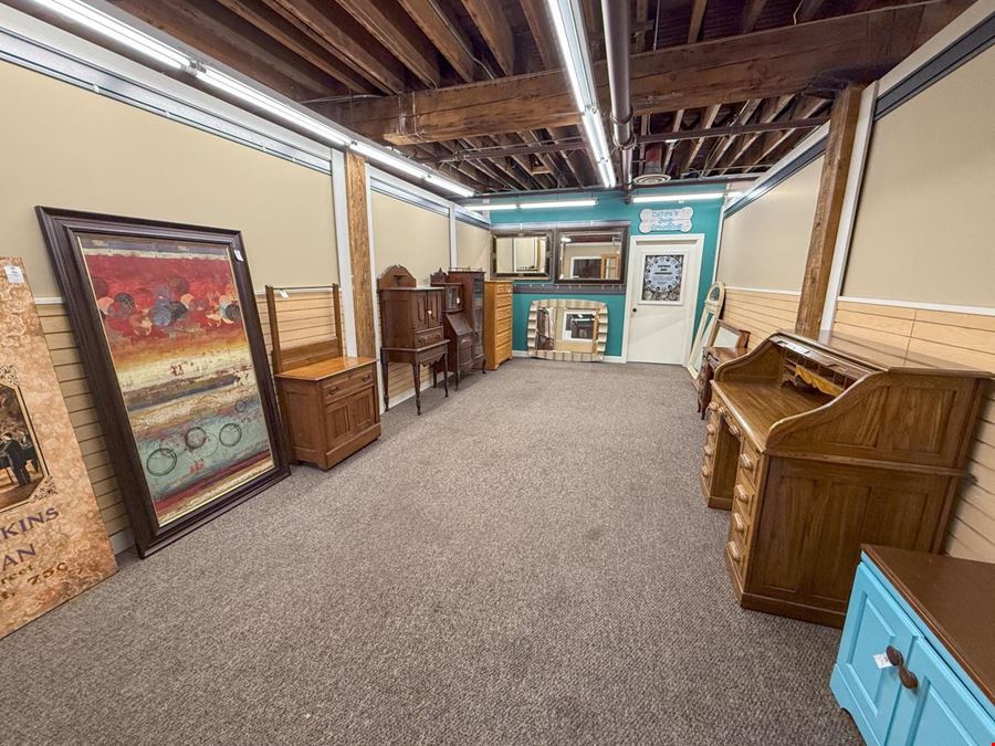 2000 Old West Main Street - Red Wing Pottery Place Retail & Office Space For Lease