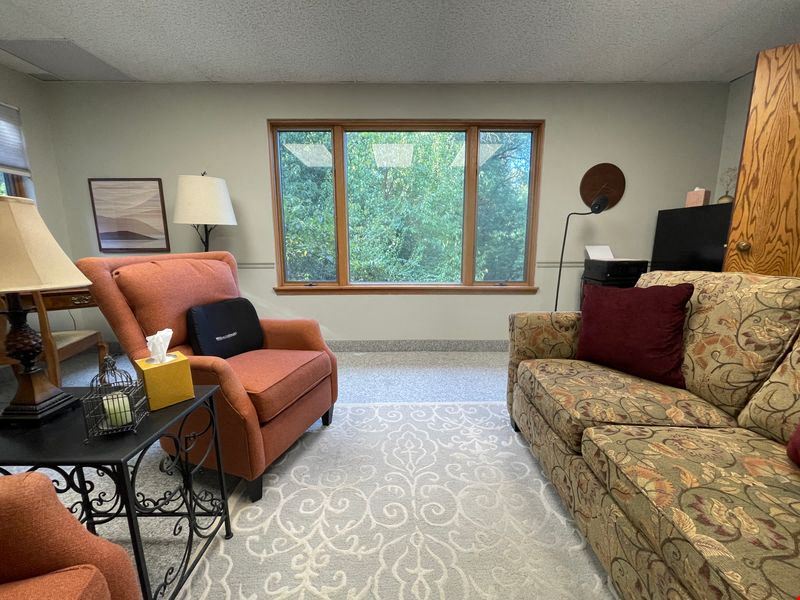 5113 N Executive Dr Suite 103