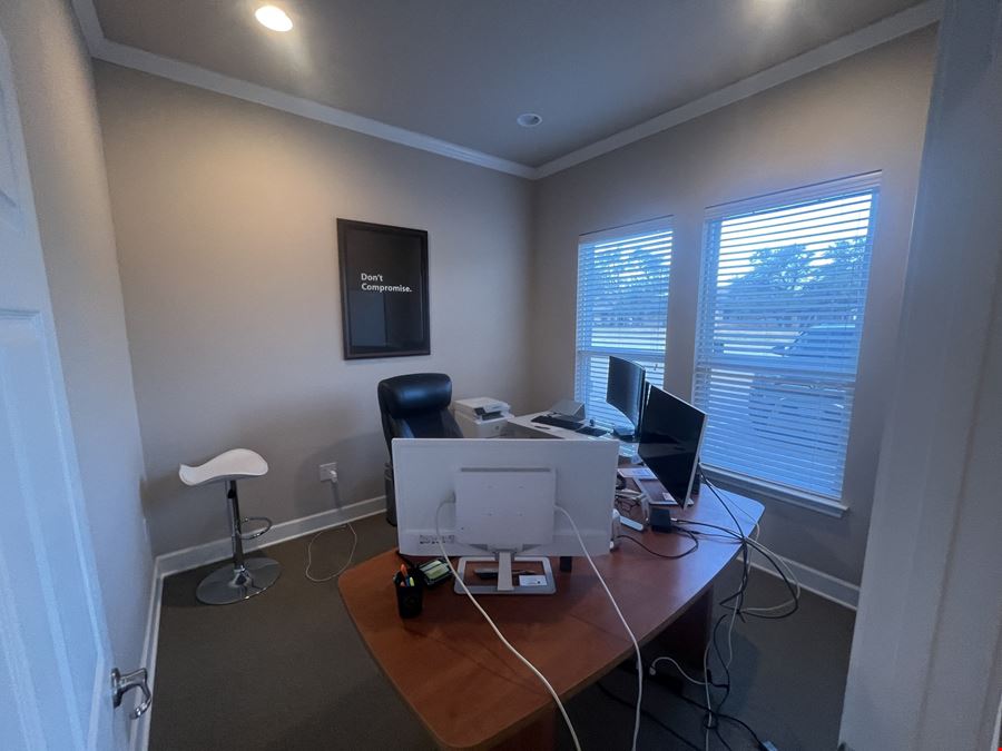 Breakaway Park Office Condos #102