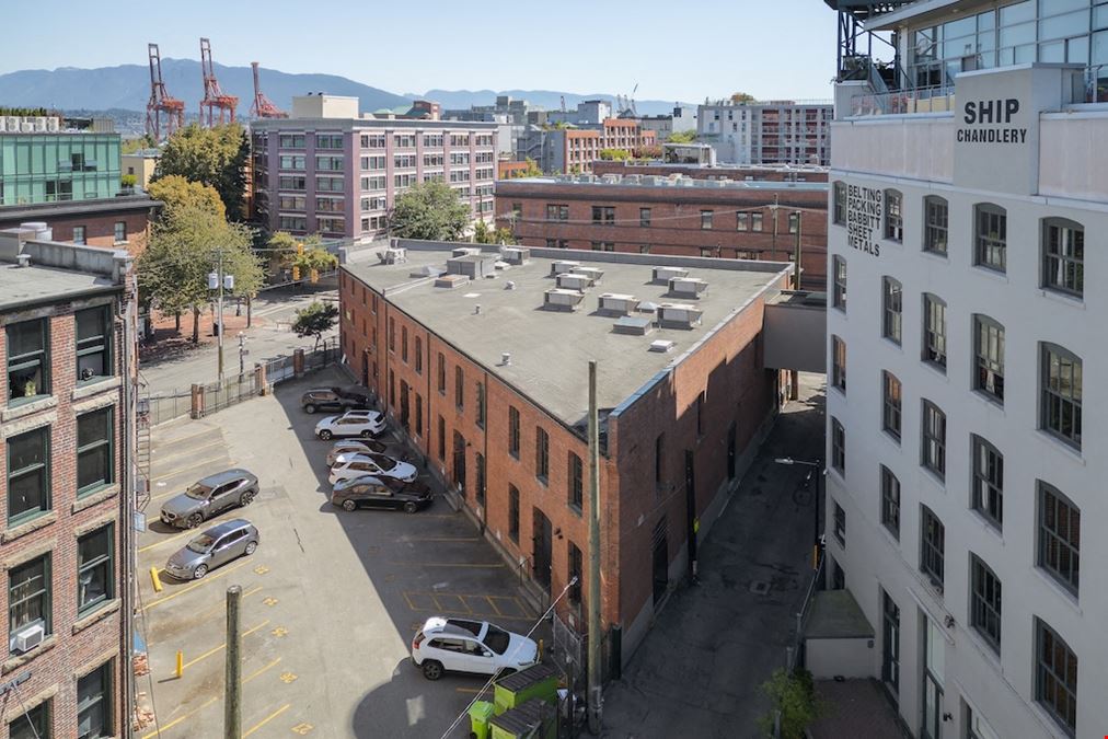211 Columbia Street