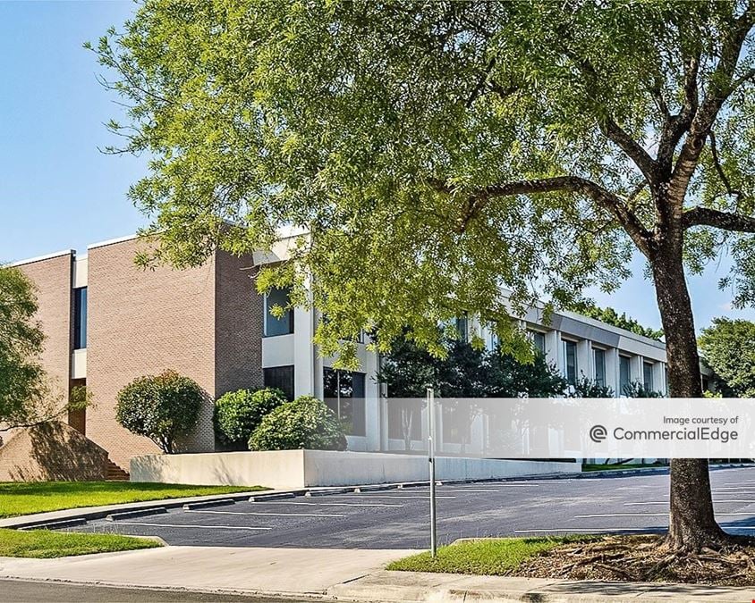 Centerview Crossing Office Park - Burnet & Brazos Buildings