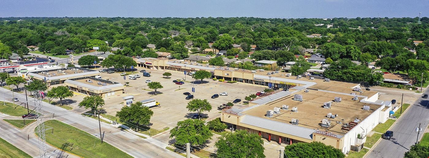 Hulen Square Shopping Center