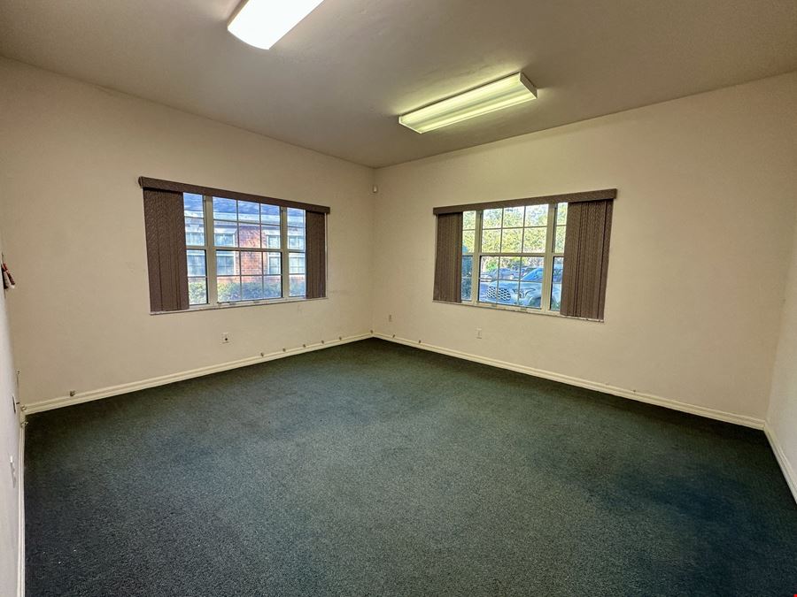 Silverleaf Office Park, Building 2, Suite B