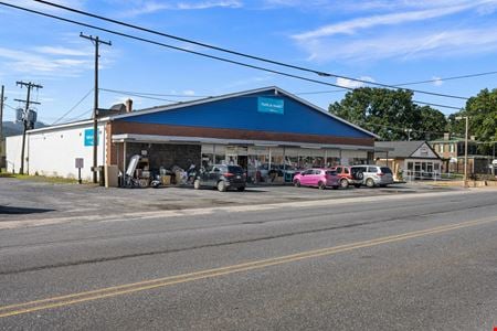 Preview of Retail space for Rent at 149 W Spotswood Avenue