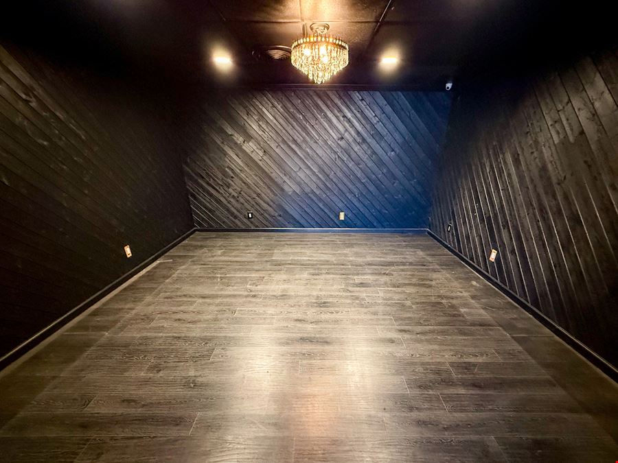 515 W 42nd Street