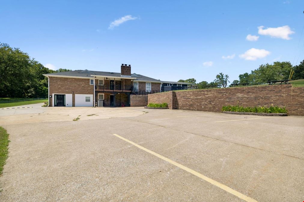 1001 Dotsonville Rd, Clarksville TN - Commercial Mixed Use