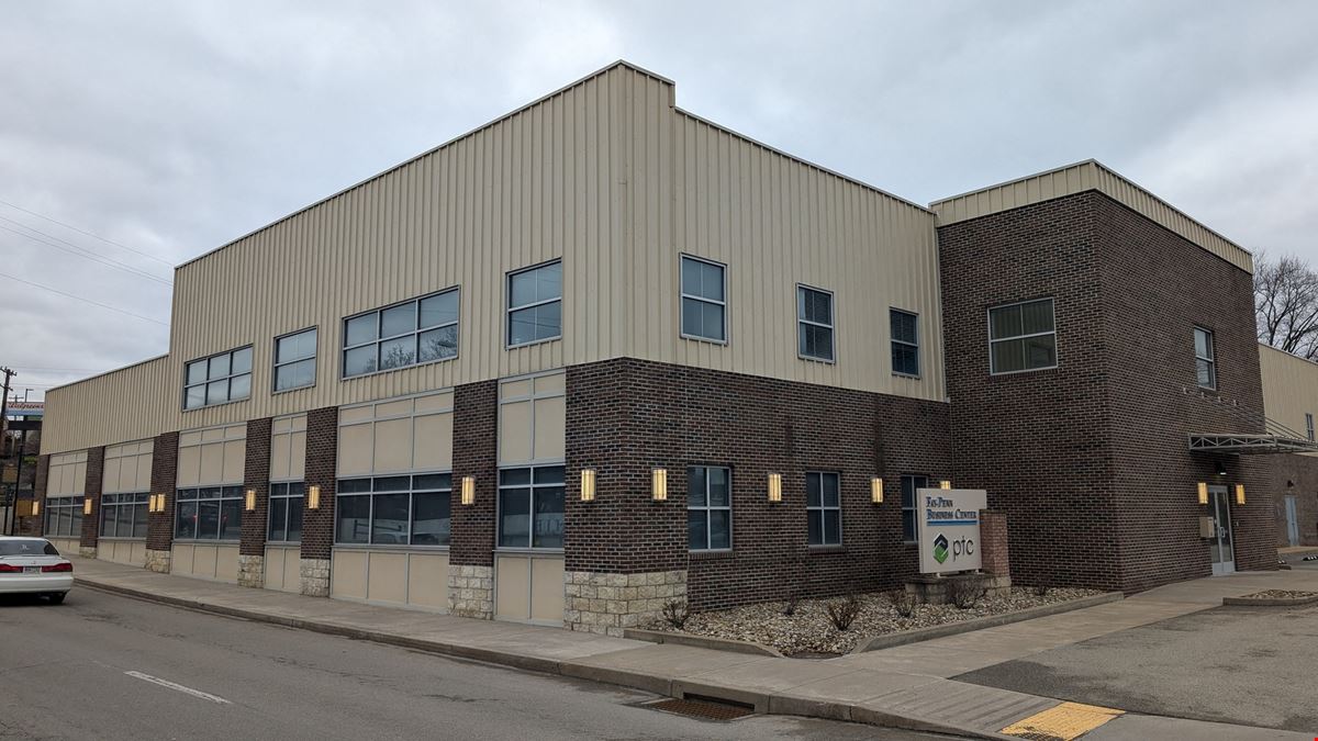 142 W Main St