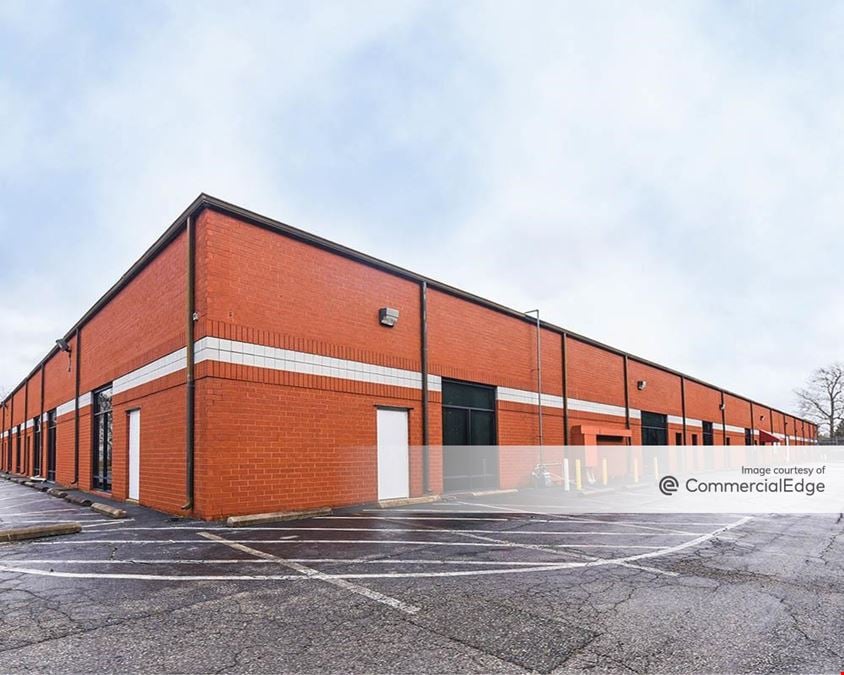Thimble Shoals Business Center