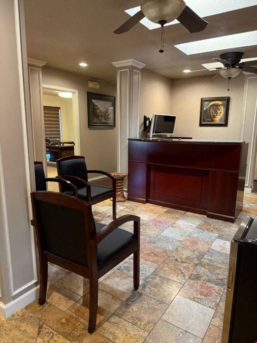 2162 E 61st St - Pitco Building- Office