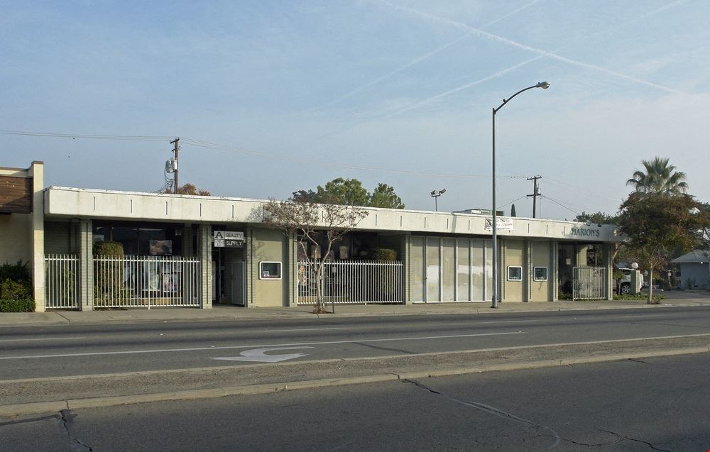 Fully Operational Freestanding Salon/Retail/Office Building