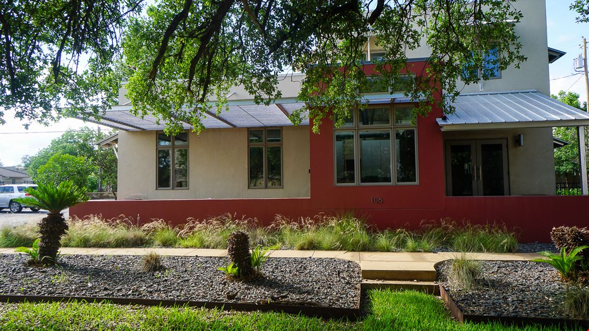 Axis Design Building