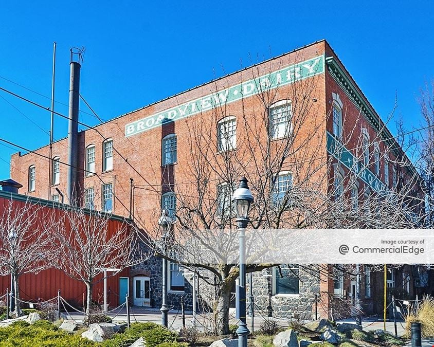 411 West Cataldo Avenue & 905 North Washington Street
