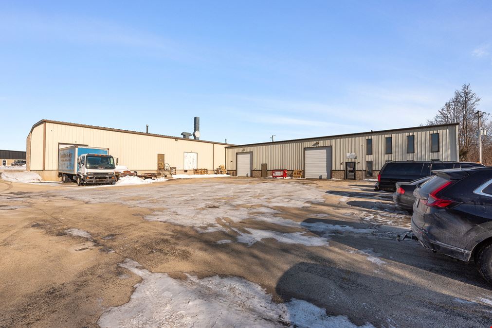 105 Wilmont Dr, Waukesha, WI 53189