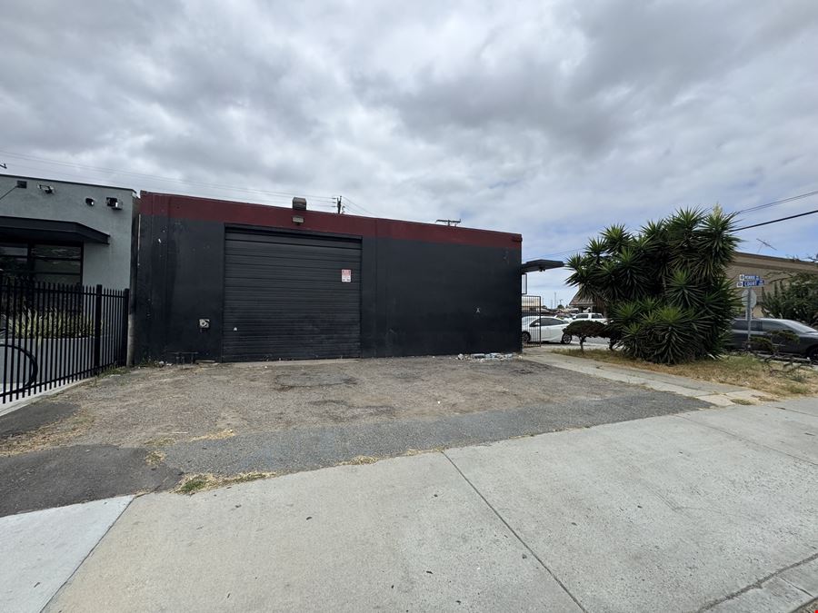 8100 Monroe Ave