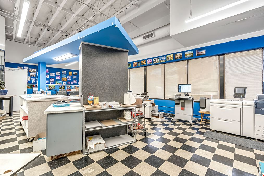 2727 North Grove Industrial Drive Suite 135