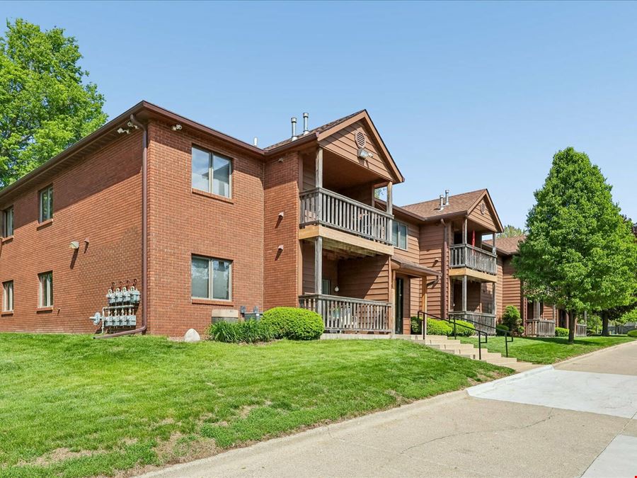 Grandeur Vine Apartments
