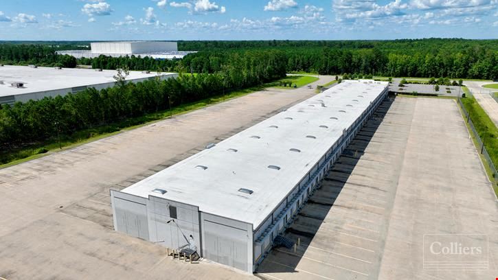 ±70,198 SF Transload Facility