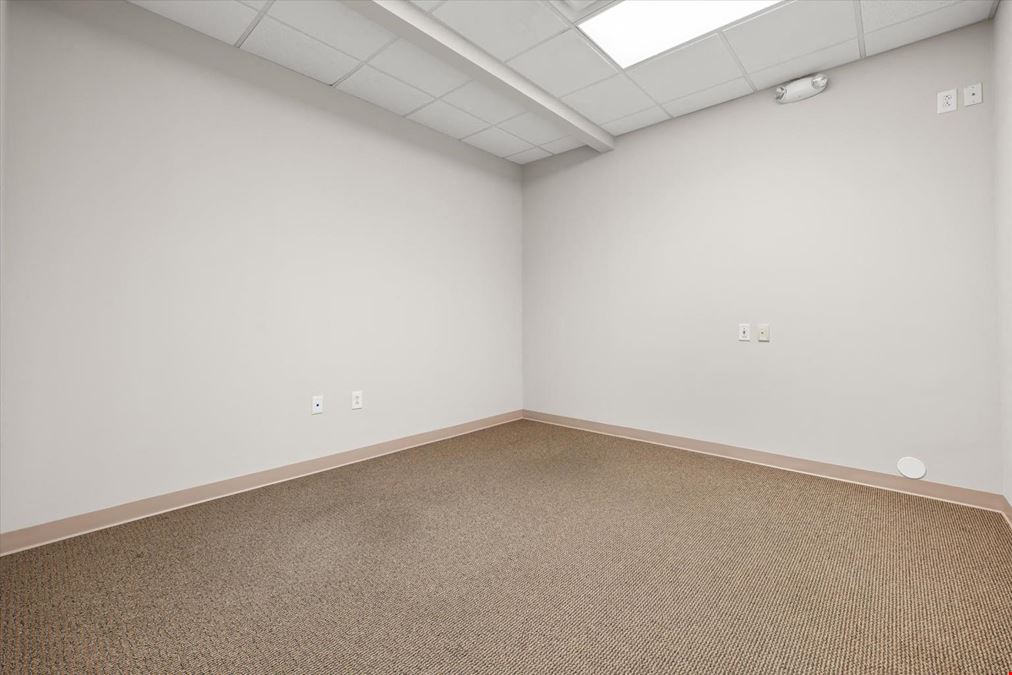 East Brainerd Office Suite 7 Private Offices 