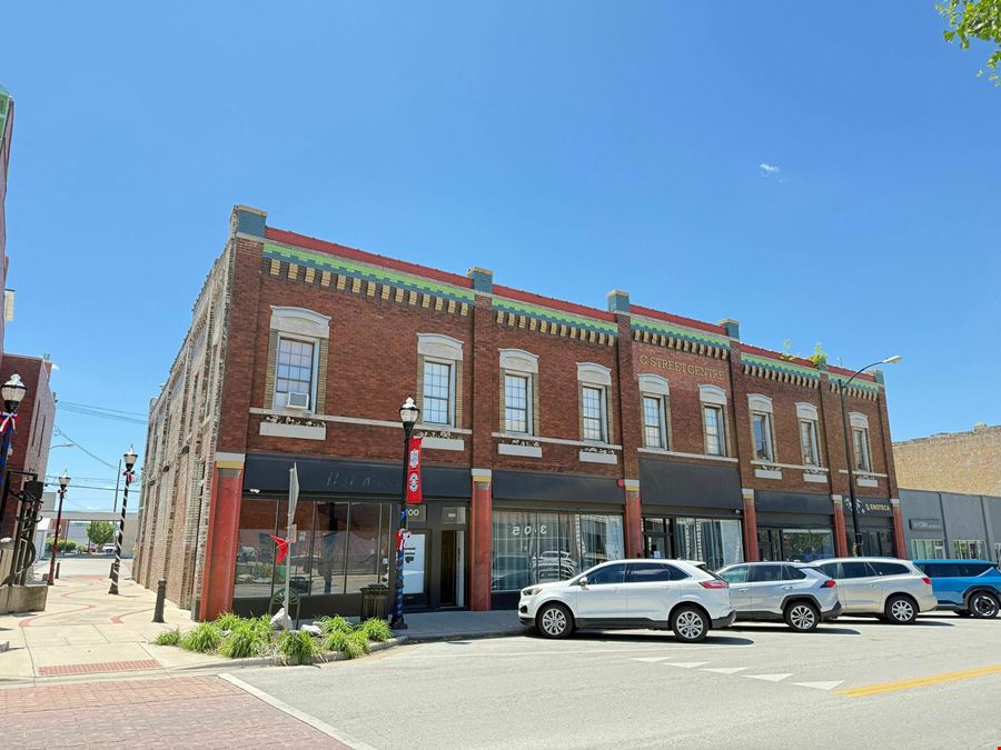 300-308 West Commercial Street