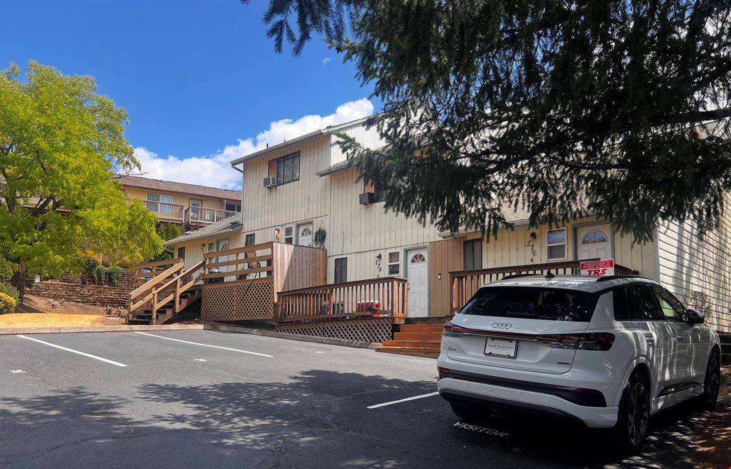 College Park Apartments