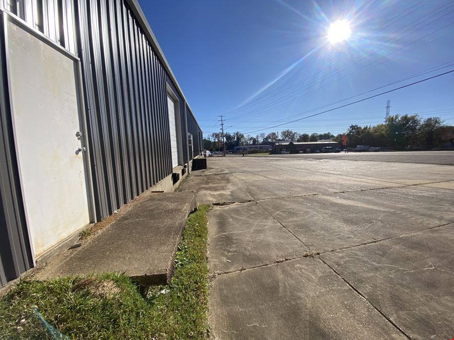 Renovated Ridgeland, MS - Warehouse For Lease