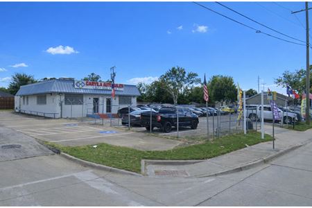 Preview of Retail space for Rent at 2154 Burbank St