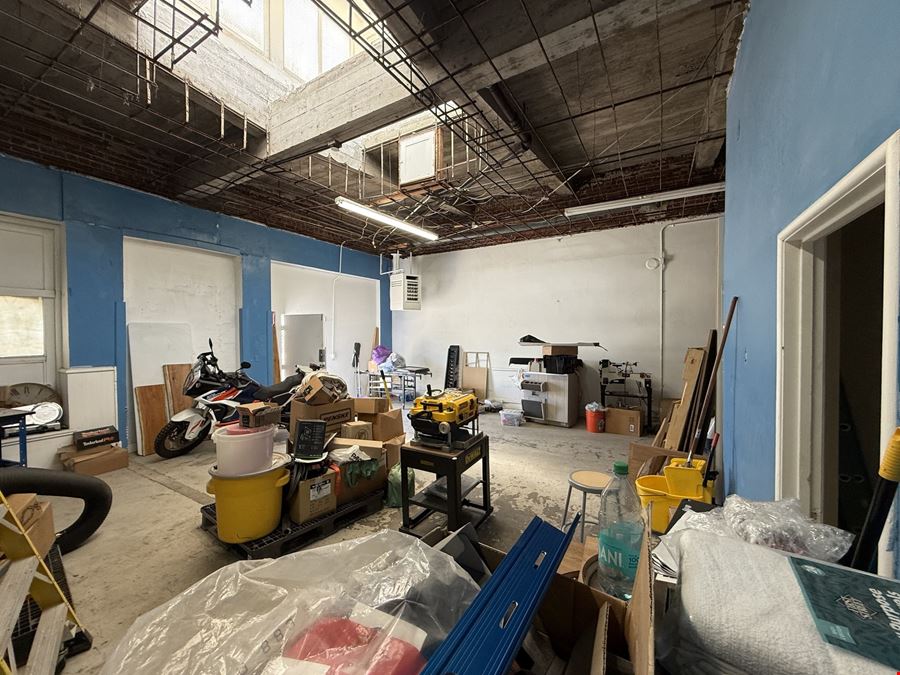 ±15,000 SF Concrete Block Commercial Warehouse Building