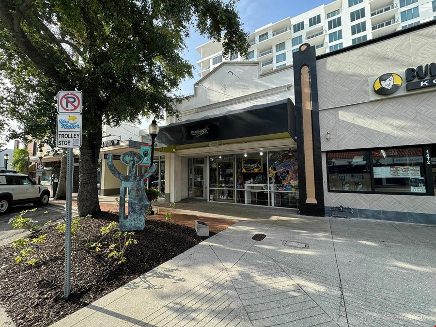 1476 Main St Retail