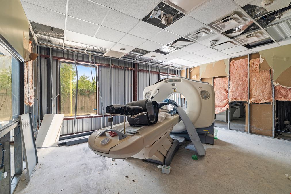 High-Visibility Medical Office/Commercial Site on FM 2920 – Prime Spring Location with Exceptional Exposure