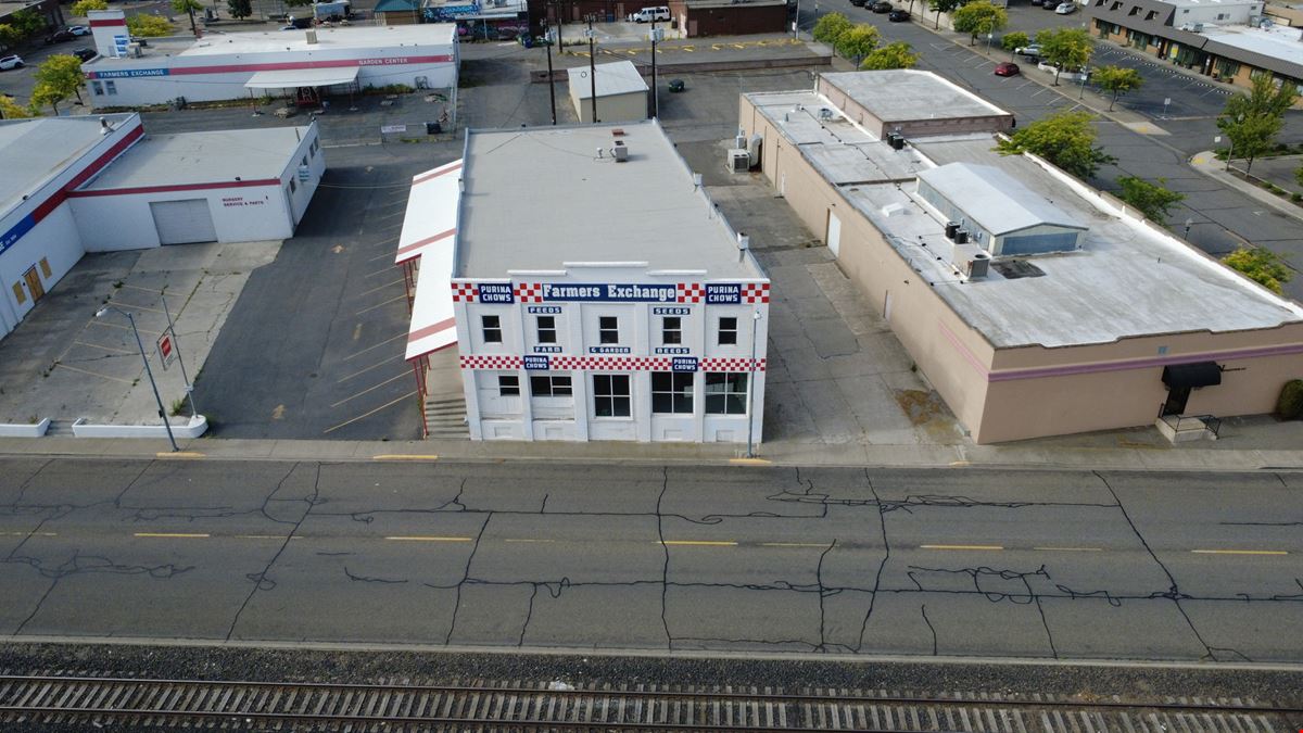 Farmers Exchange Complex